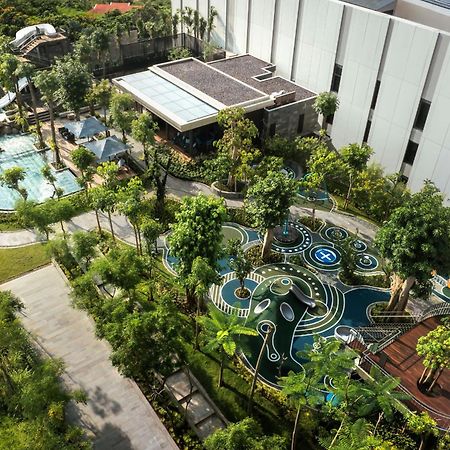 Padma Hotel Semarang Exterior foto